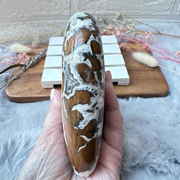 Beautiful Brecciated Jasper with Quartz and Druzy Heart - Picture 6 of 6